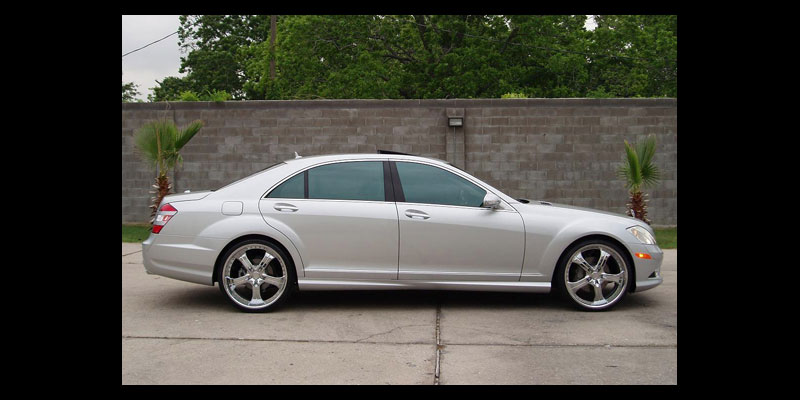 Mercedes-Benz S550