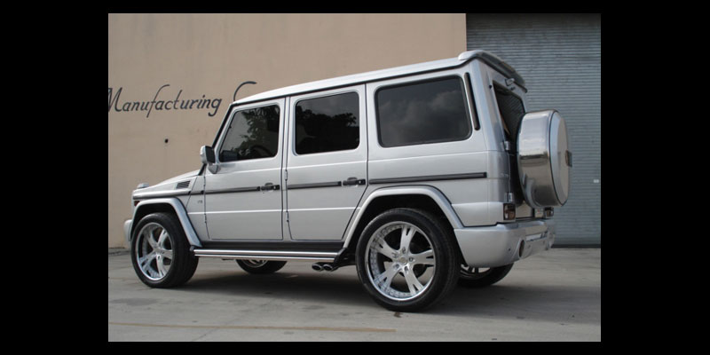 Mercedes-Benz G550