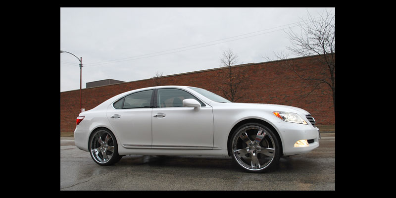 Lexus LS