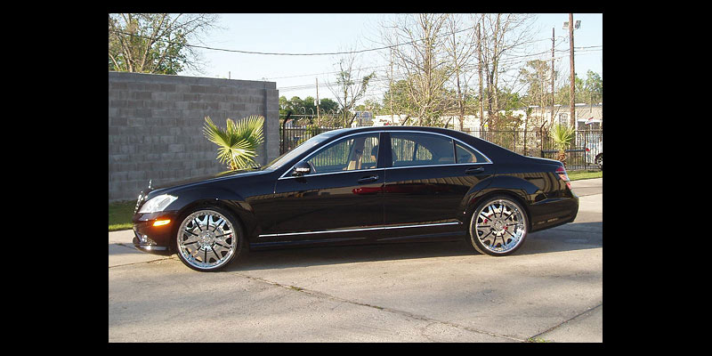 Mercedes-Benz S550