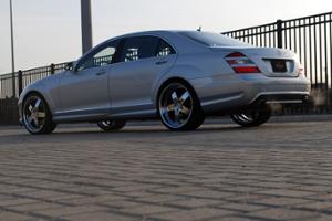 Mercedes-Benz S550