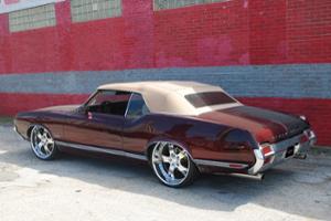 Oldsmobile Cutlass