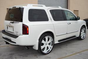 Infiniti QX56