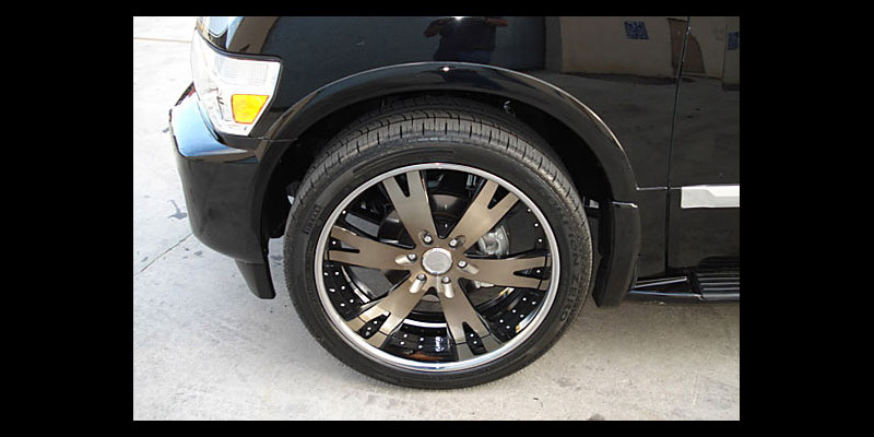 Infiniti QX56