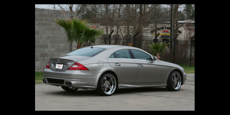 Mercedes-Benz cls500