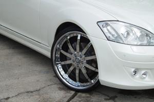 Mercedes-Benz S550