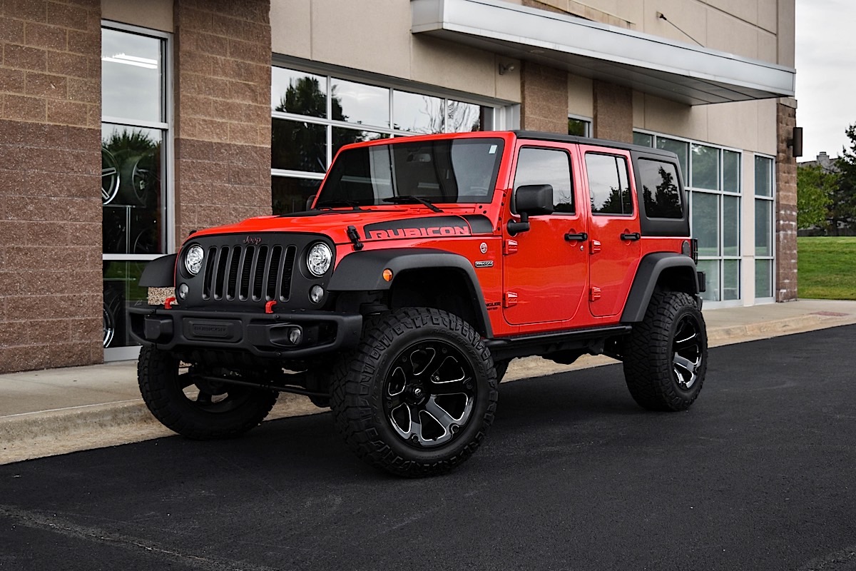 Jeep Wrangler with Fuel 1-Piece Wheels Beast - D562