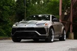 Lamborghini Urus Thumbnail