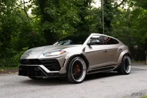Lamborghini Urus Thumbnail