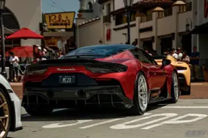 Maserati MC20 Thumbnail