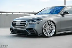 Mercedes-Benz S580 Thumbnail