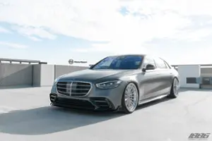 Mercedes-Benz S580 Thumbnail