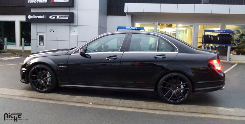 Mercedes-Benz AMG C63