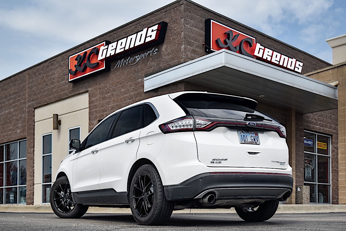 Ford Edge with Niche Sport Series Misano - M117