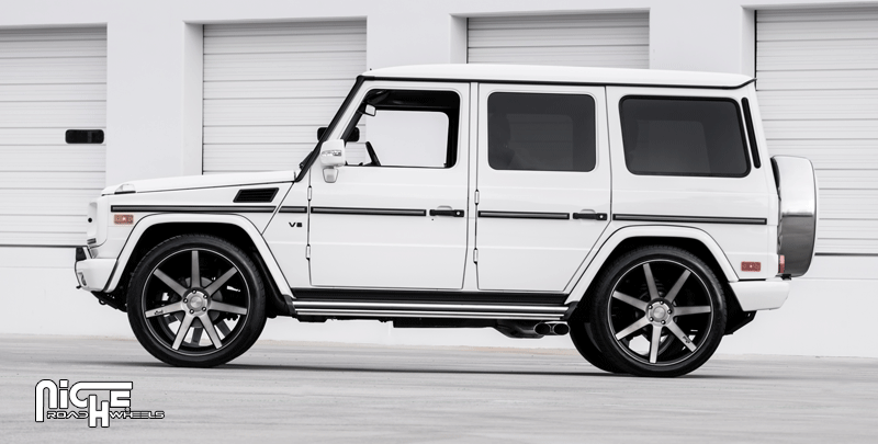 Mercedes-Benz G550