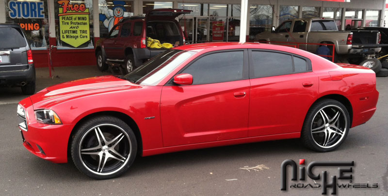  Dodge Charger with Niche Track Series Sportiva - M205 