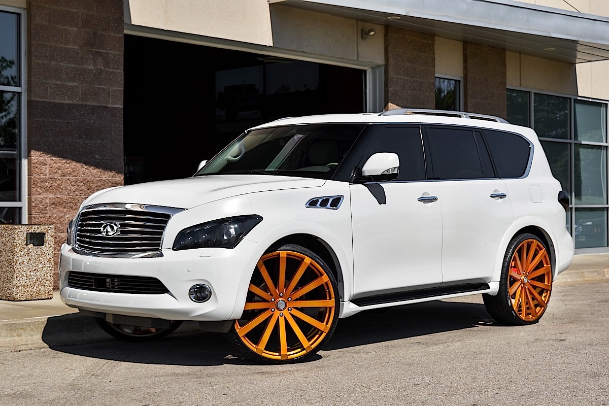 Infiniti QX56 with Velocity Wheels VW12