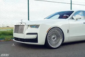Rolls-Royce Ghost Thumbnail