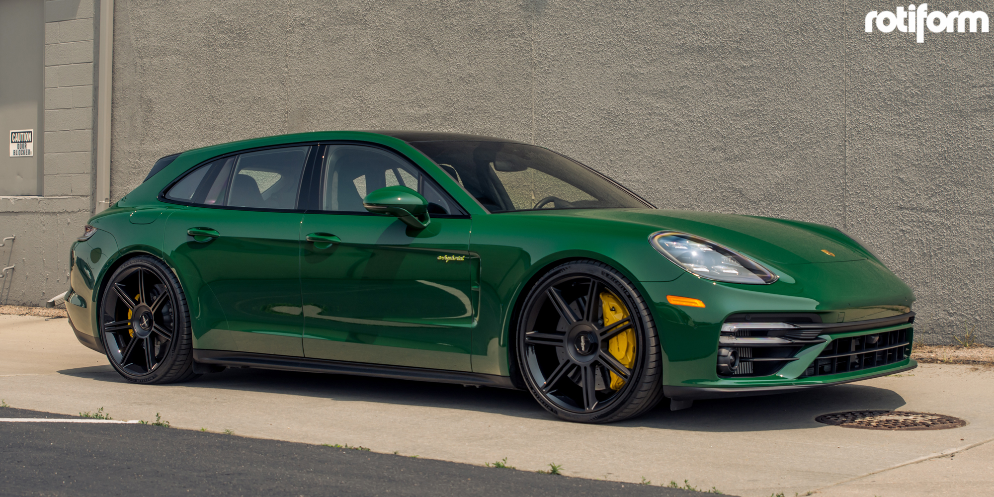 Porsche Panamera FRA Gallery - Rotiform Wheels