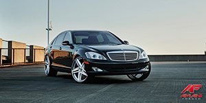 Mercedes-Benz S550