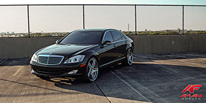 Mercedes-Benz S550