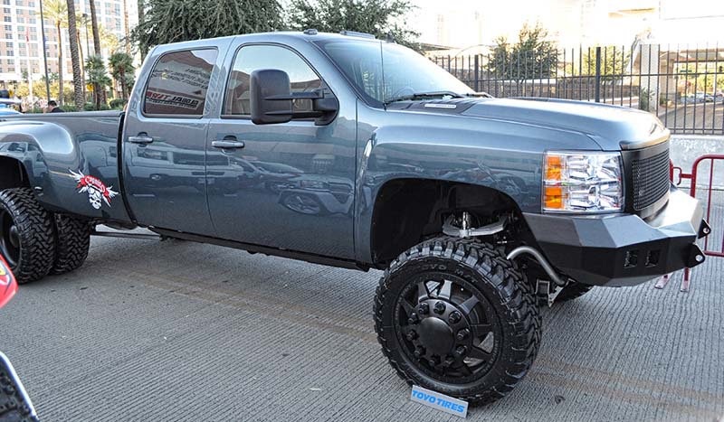 2012 Chevrolet Silverado 3500 HD Dual Rear Wheel with American Force Dually With Adapters Series 11 Independence DRW