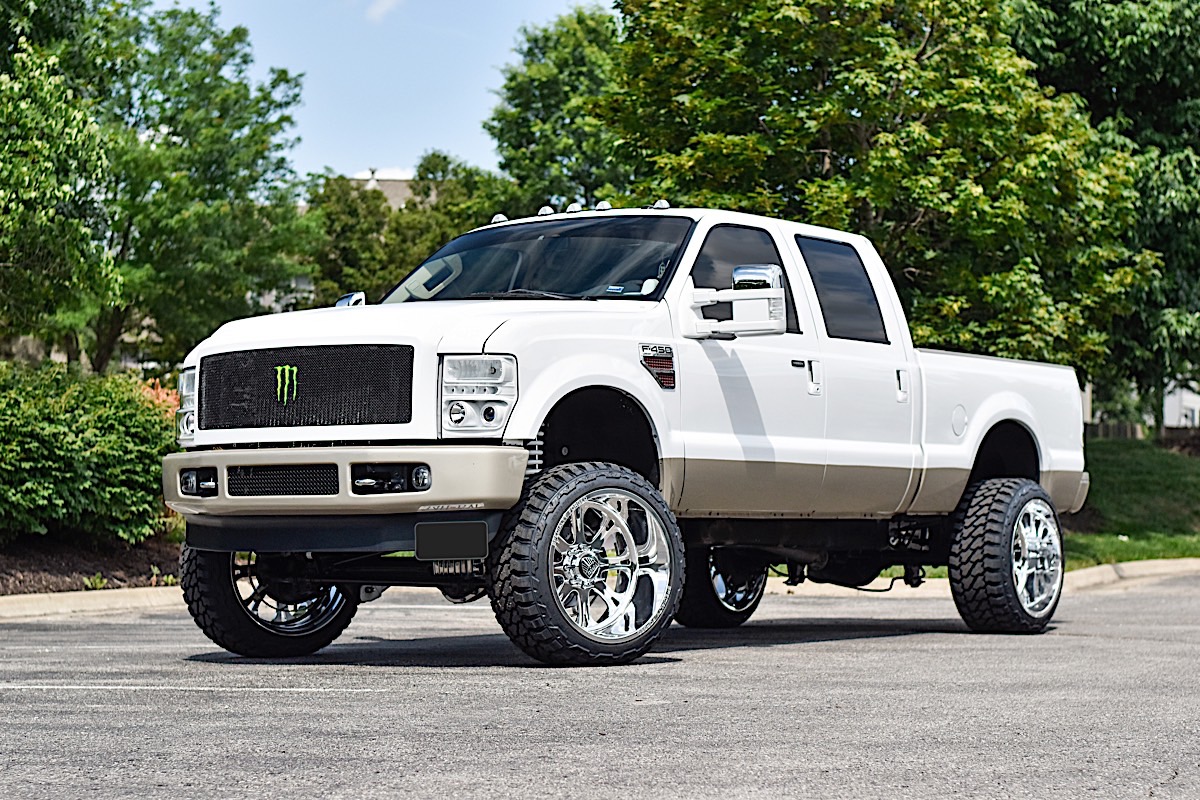 Ford F-250 Super Duty with 