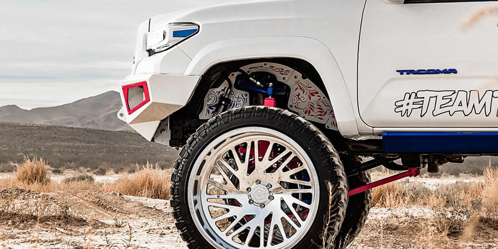 Toyota Tacoma TIS Offroad 547