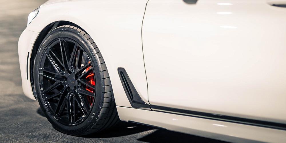 BMW 750i