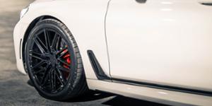BMW 750i