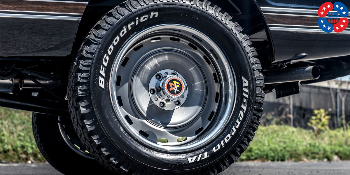 Chevrolet C10 on US Mags Sierra - US706 6 Lug Wheels.