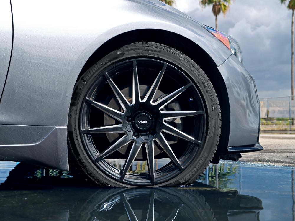 Infiniti Q50 Voxx Road Wheel Felina
