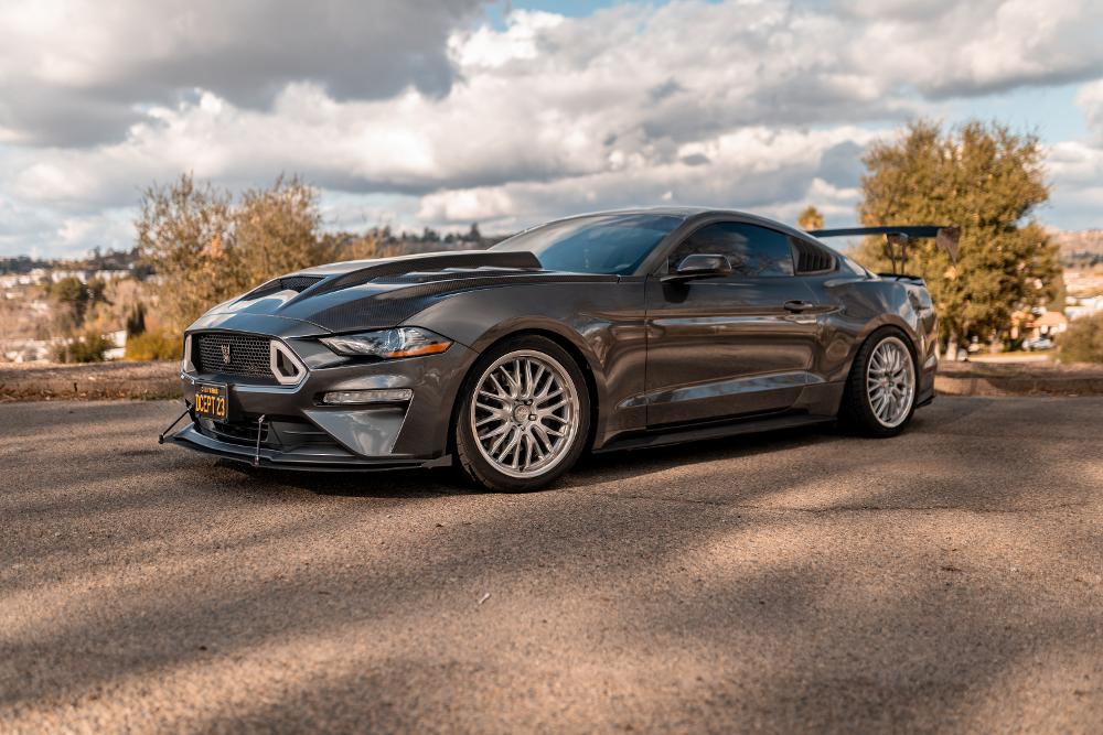 Ford Mustang Masi