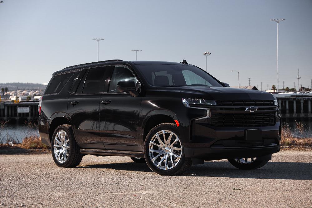 Chevrolet Tahoe Voxx Replica ES3
