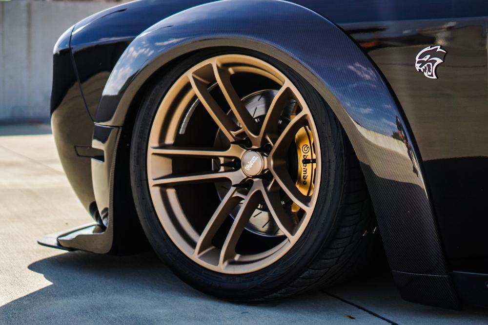 Dodge Challenger Hellcat Widebody 2