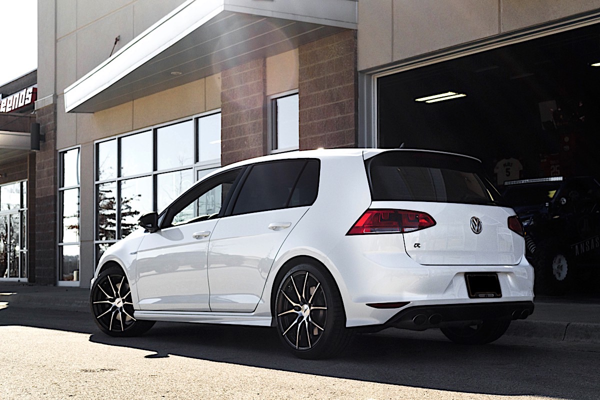 Volkswagen Golf R