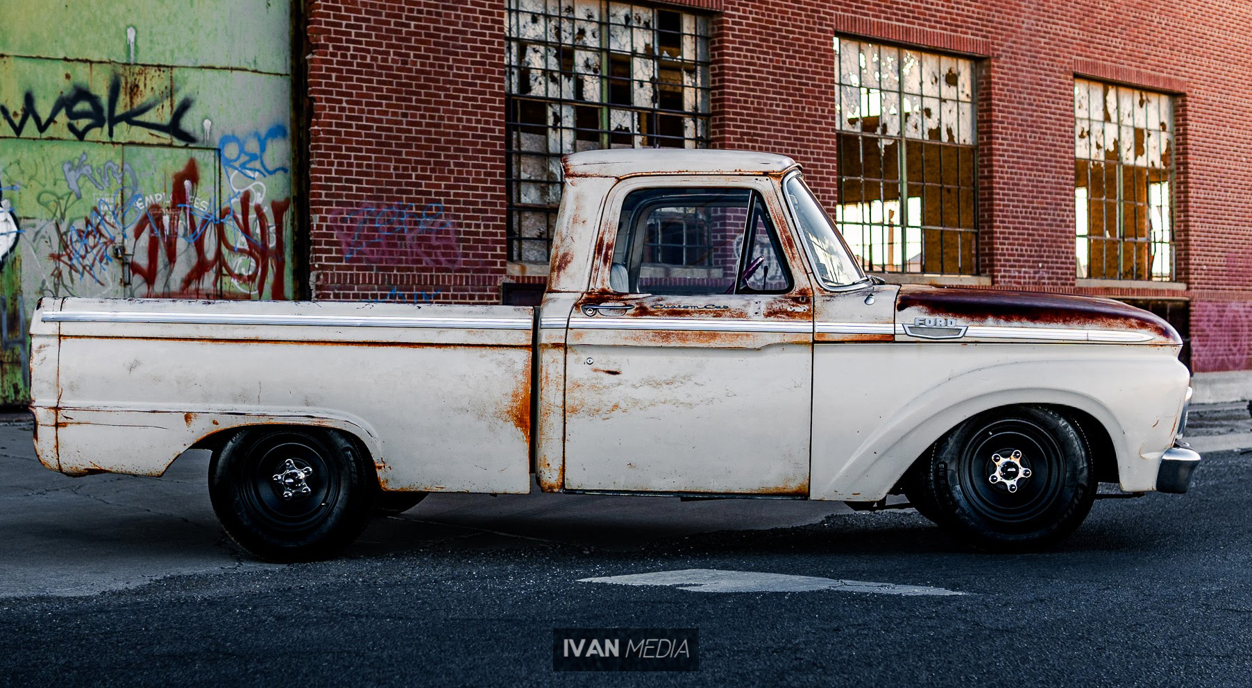 64 Ford F100 Series 68