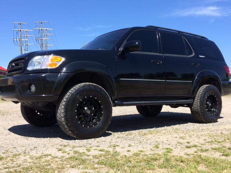 Sequoia Toyota Black 2002